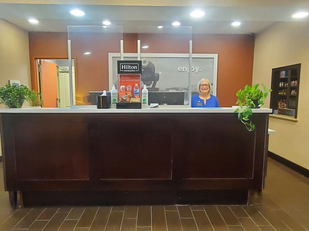 Hampton Inn & Suites Jamestown Bagian luar foto