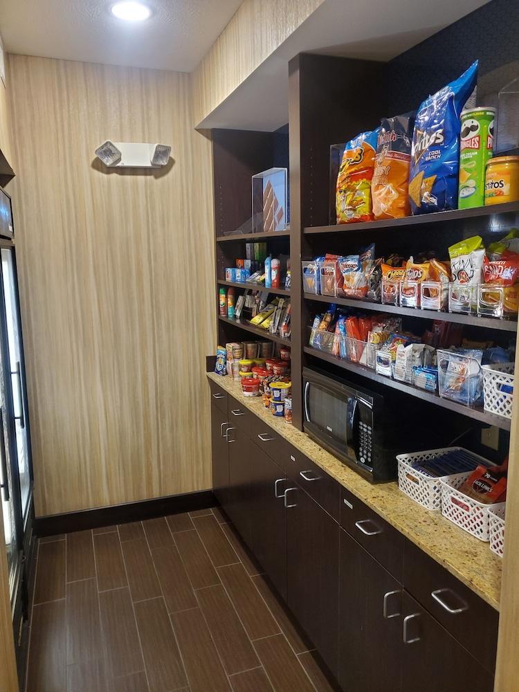 Hampton Inn & Suites Jamestown Bagian luar foto