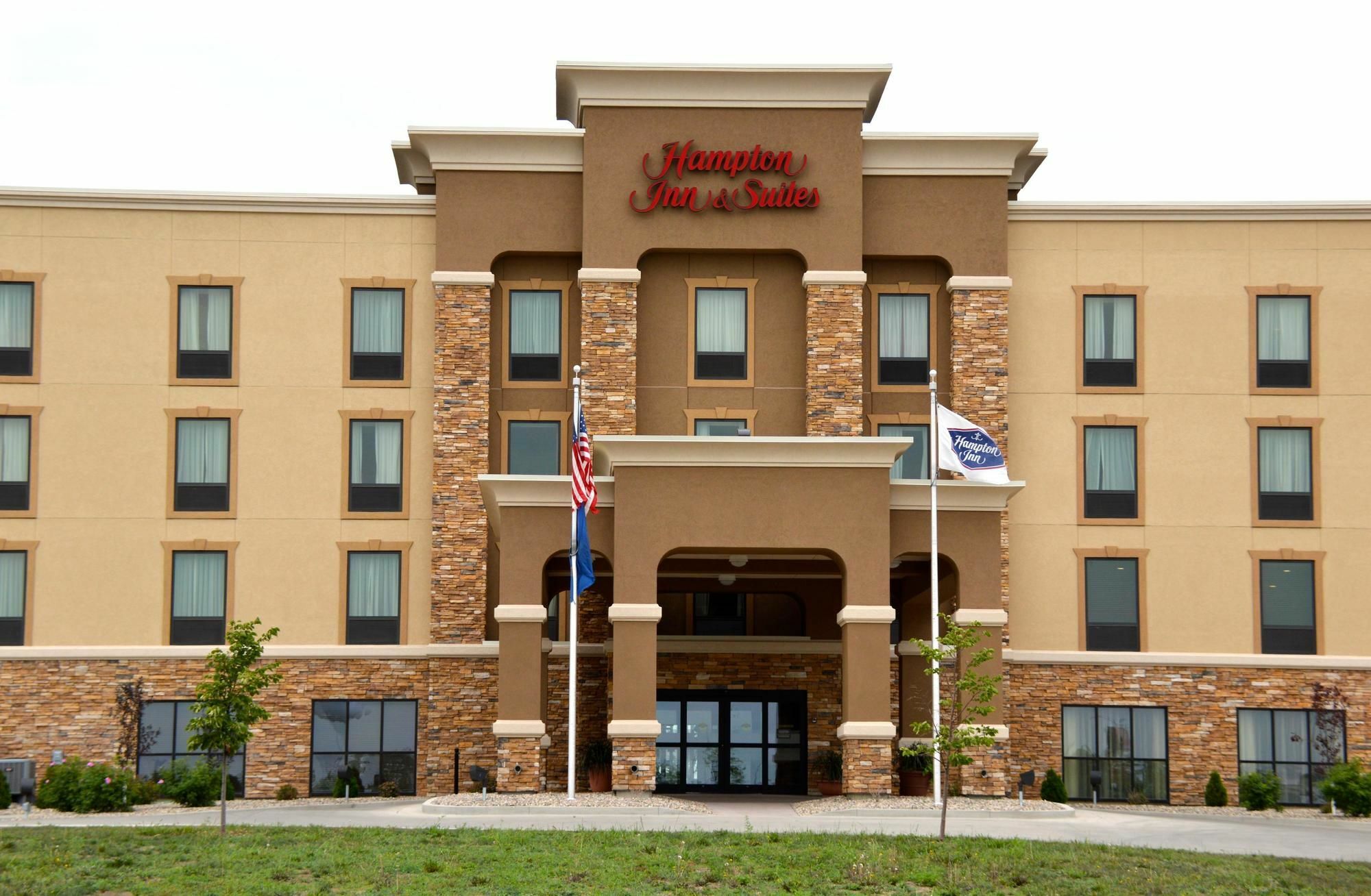 Hampton Inn & Suites Jamestown Bagian luar foto
