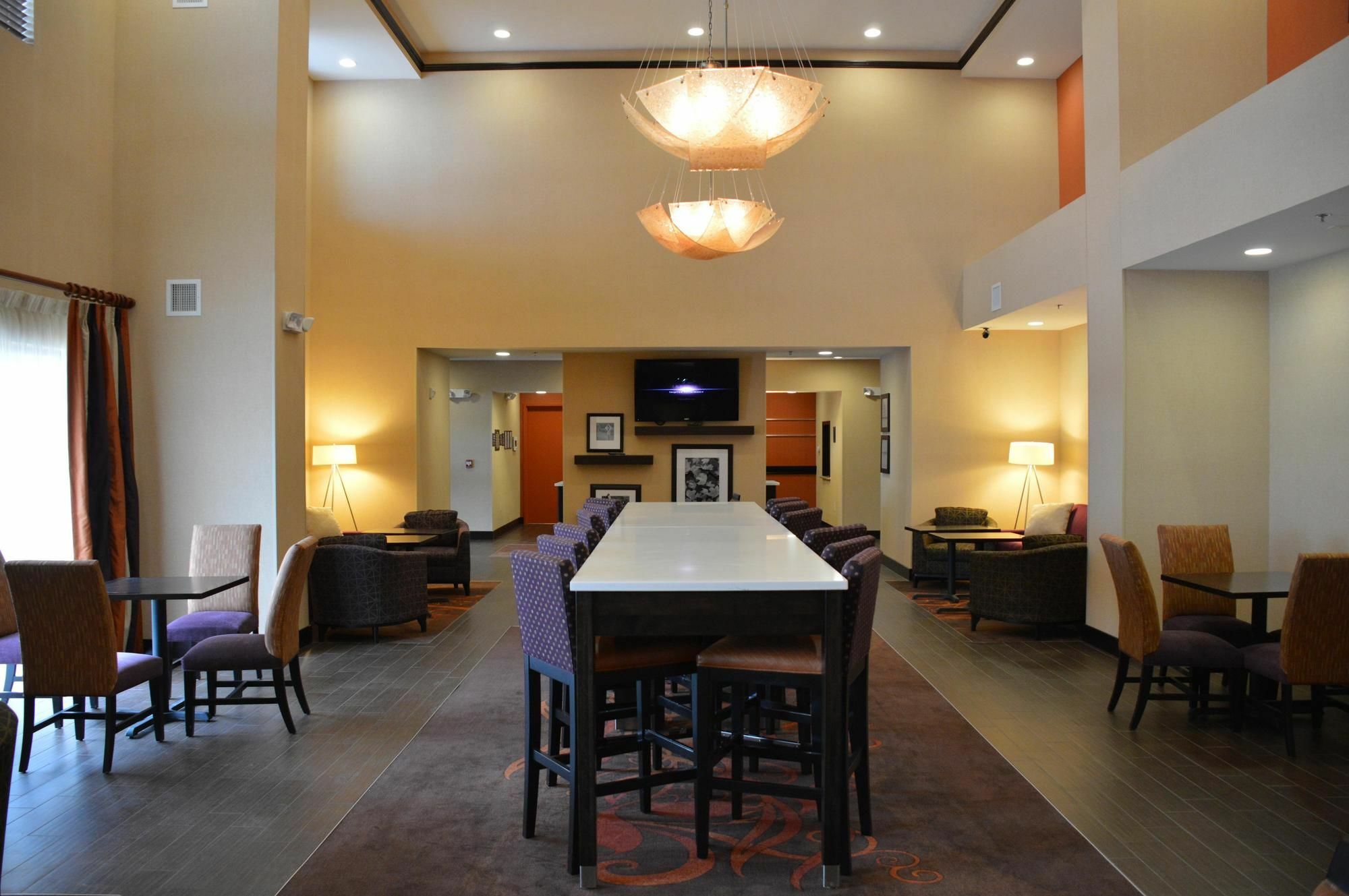 Hampton Inn & Suites Jamestown Bagian luar foto